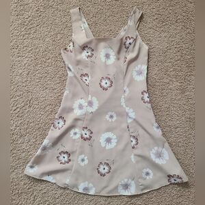 Chic Floral Beige Mini Dress